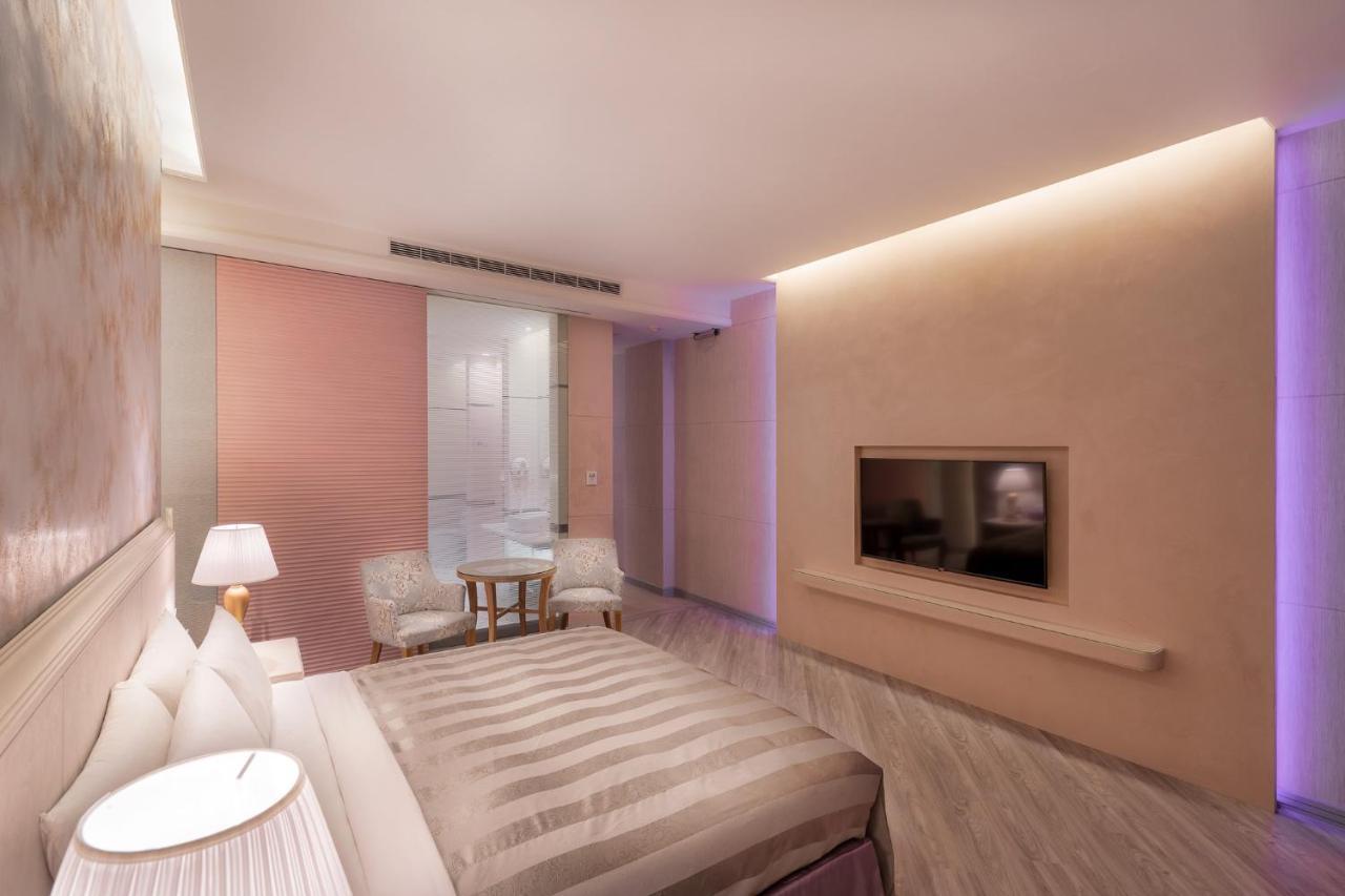 Purple Garden Motel Каосюн Екстериор снимка