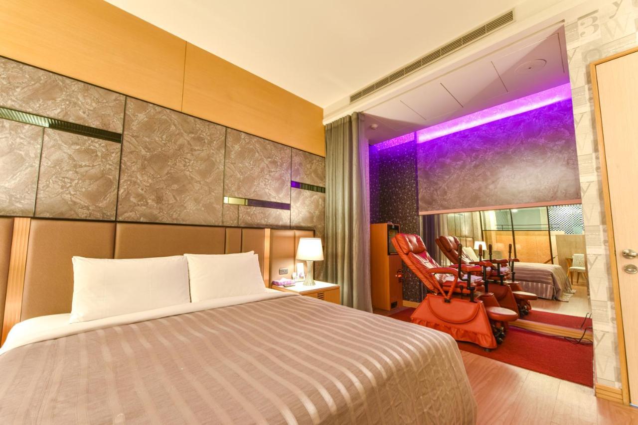 Purple Garden Motel Каосюн Екстериор снимка